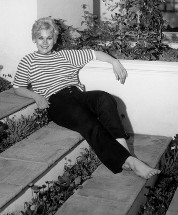 Kim Novak (I)