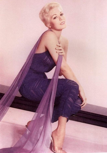 Kim Novak (I)