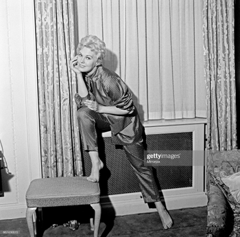 Kim Novak (I)