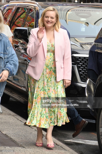 Elisabeth Moss