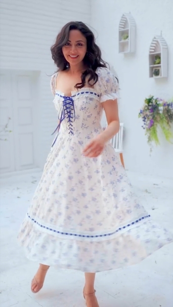 Zoya Afroz