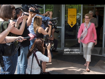  alt="Kathleen Wynne"