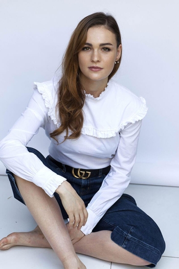 Sophie Skelton