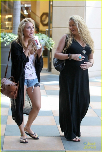 Tiffany Thornton