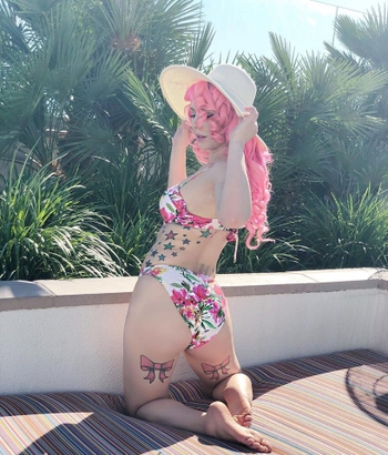 Annalee Belle