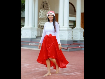  alt="Snisha Chandran"