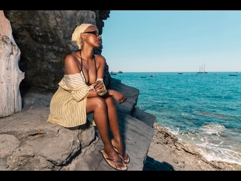  alt="Justine Skye"