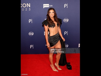  alt="Malia White"