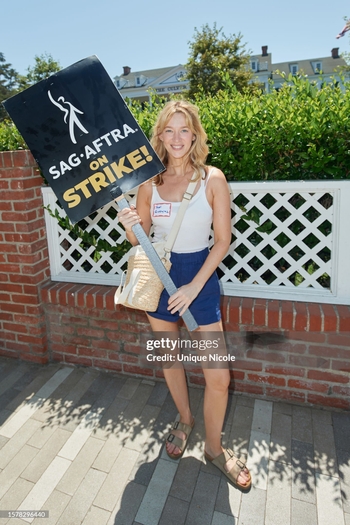 Yael Grobglas