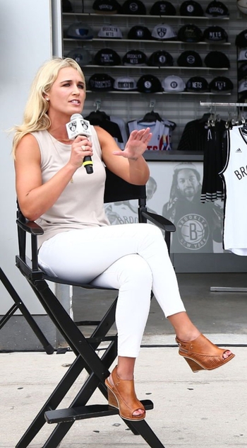 Sarah Kustok
