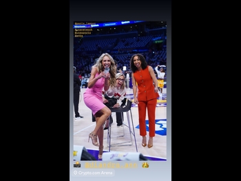  alt="Sarah Kustok"