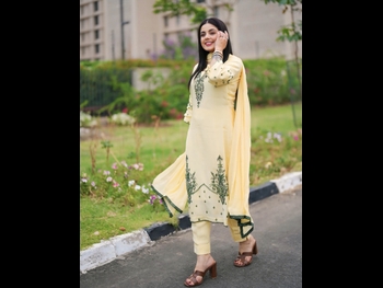  alt="Kirat Randhawa"