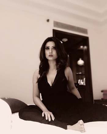 Adaa Khan