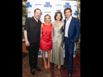  alt="Sarah Hadland"