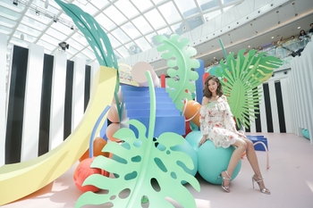 Eliza Sam