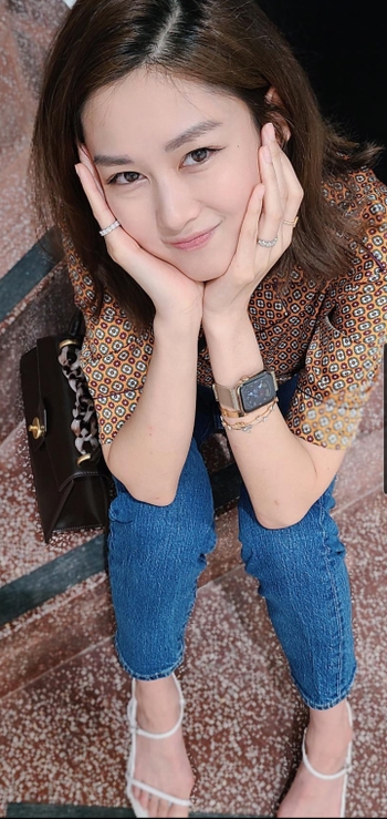 Eliza Sam