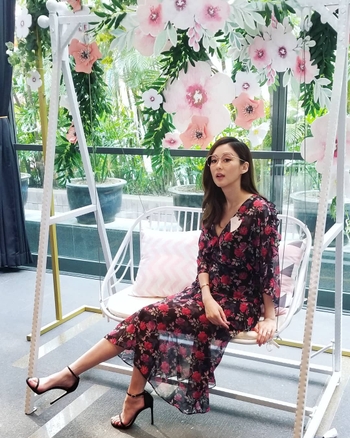 Eliza Sam
