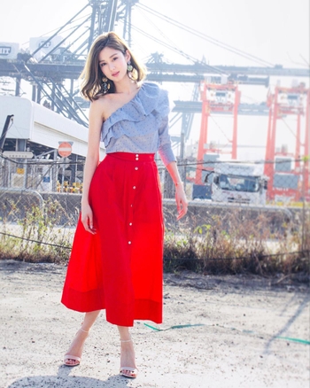 Eliza Sam