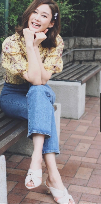 Eliza Sam