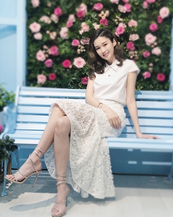 Eliza Sam