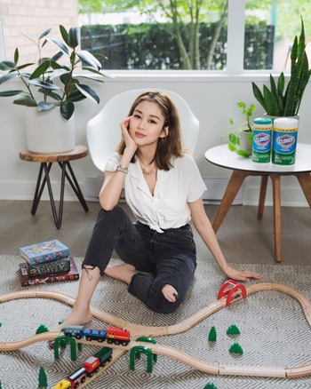 Eliza Sam