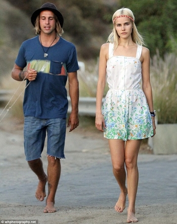 Isabel Lucas