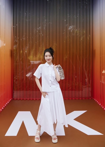 Enxi Deng