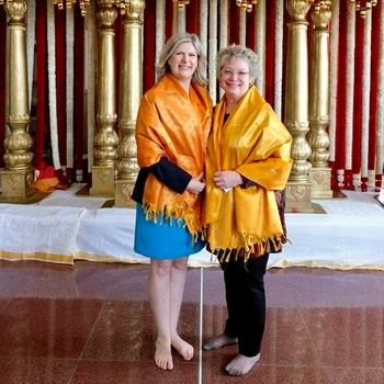 Leona Alleslev