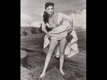  alt="Linda Cristal"