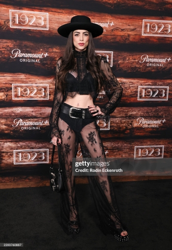 LeeAnna Vamp