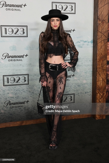 LeeAnna Vamp