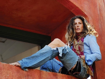 Sophie B. Hawkins