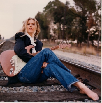 Sophie B. Hawkins