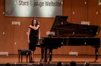 Khatia Buniatishvili