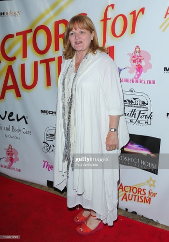 Lesley Nicol