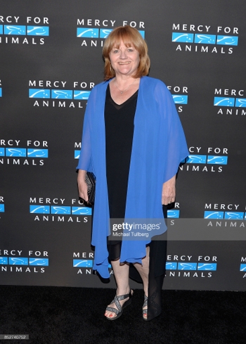 Lesley Nicol