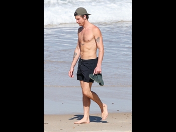 alt="Shawn Mendes"