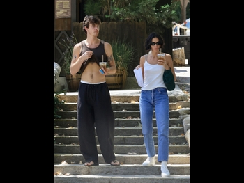  alt="Shawn Mendes"