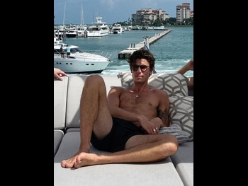  alt="Shawn Mendes"