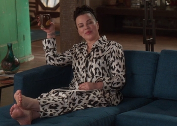 Debi Mazar