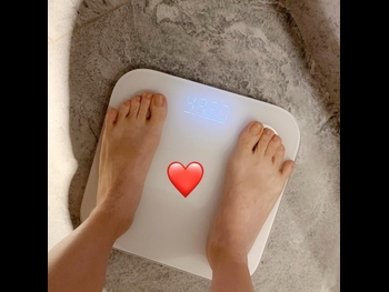  alt="Anne Heung"