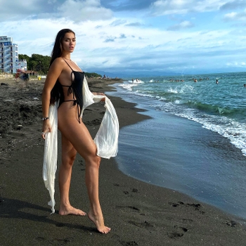 Liza Kenia