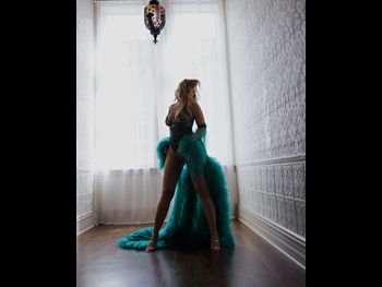  alt="Khrystyana Kazakova"