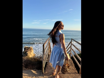  alt="Sofia Carson"