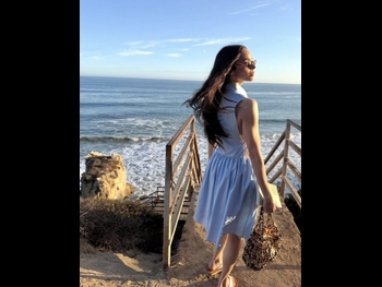  alt="Sofia Carson"