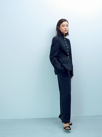 Hana Sugisaki