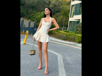  alt="Burcu Kiratli"
