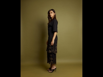  alt="Shibani Dandekar"