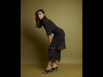  alt="Shibani Dandekar"