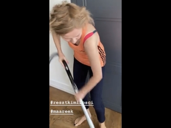  alt="Izabela Kuna"